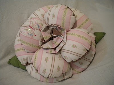 conj almofada flor med rosa-marrom (400x300, 22Kb)