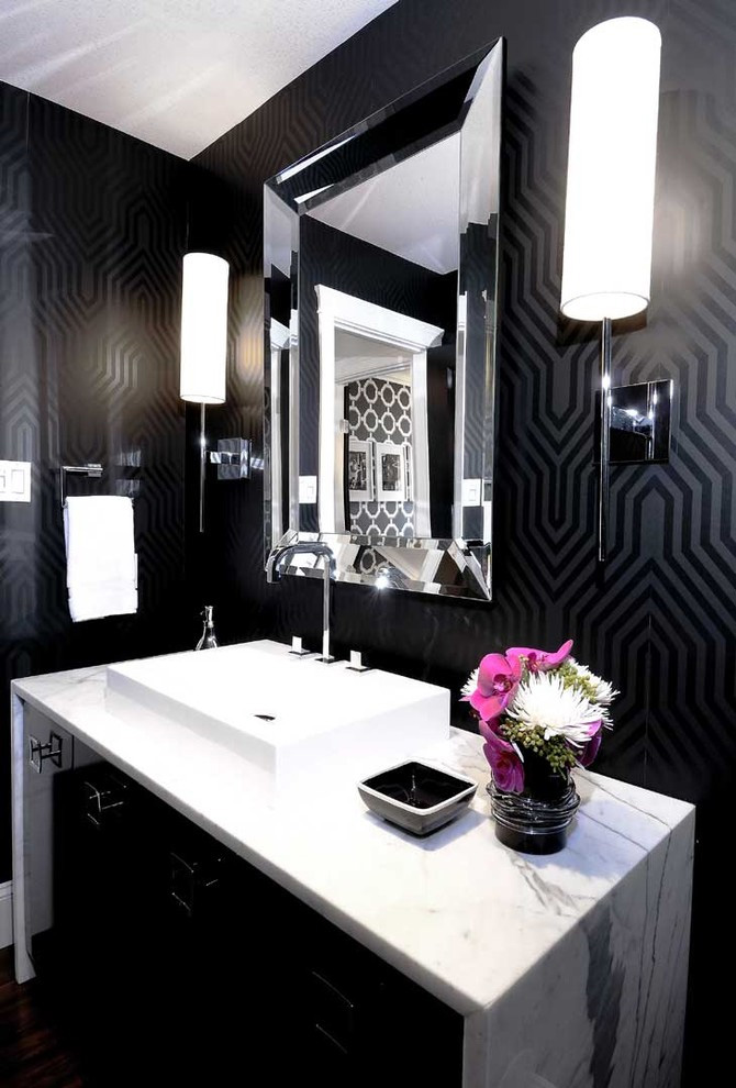 дизайн черно белых ванных комнат