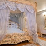 Раскошный интерьер спальни барокко