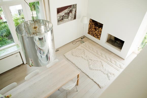 Уютный и оригинальный интерьер с помощью вязаных ковриков. Часть 1, фото № 16