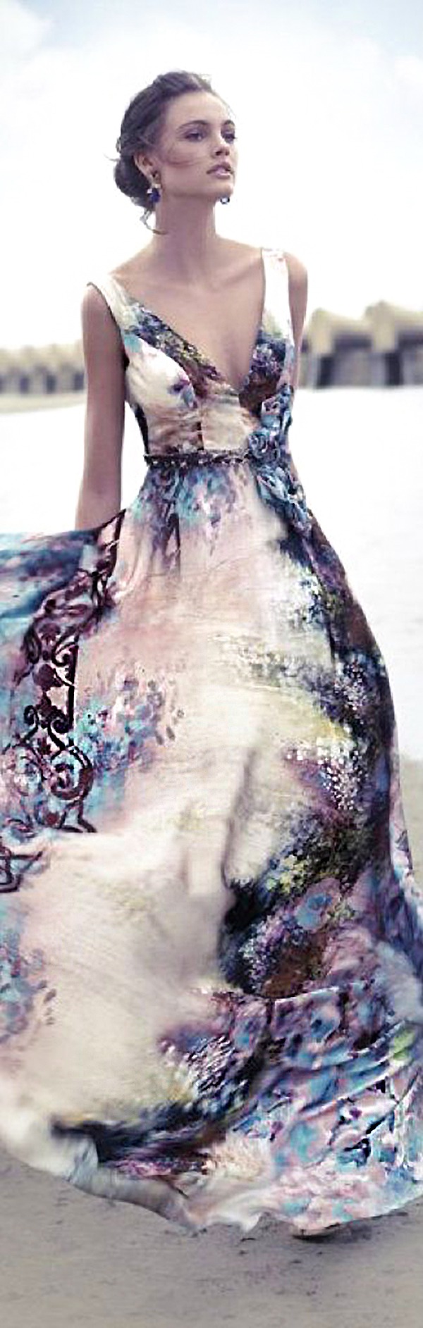 Цветочные принты на летних и вечерних платьях: просто, женственно, эффектно, фото № 39