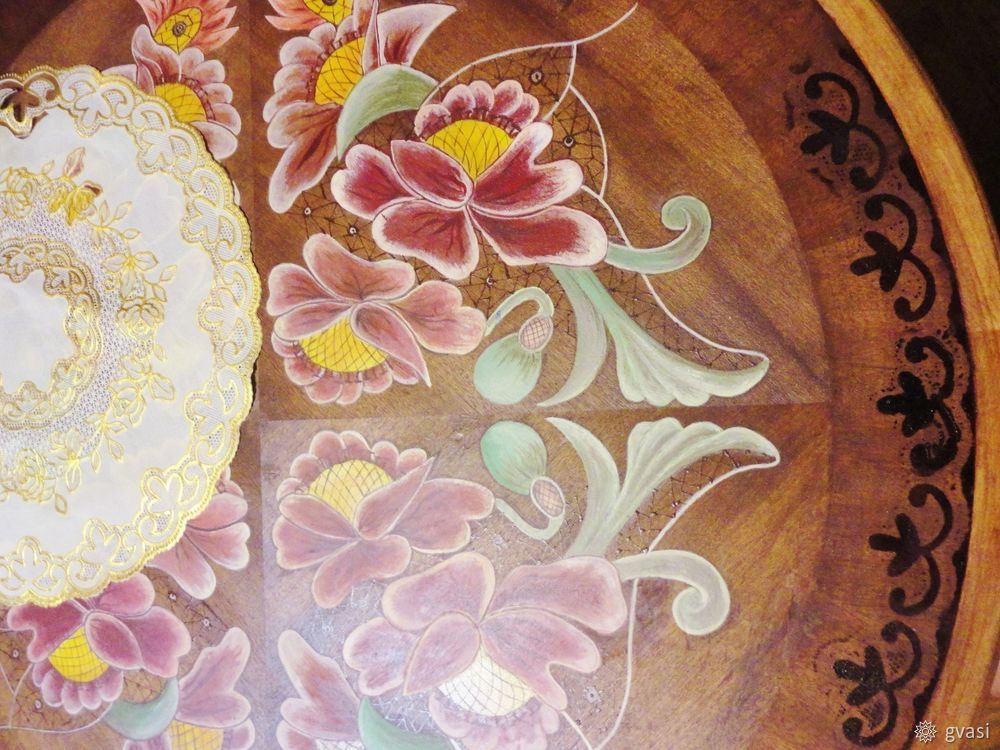 Новая жизнь старого стола: расписываем столешницу с использованием схемы старинной вышивки, фото № 19