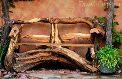 Садовая скамейка из старого дерева