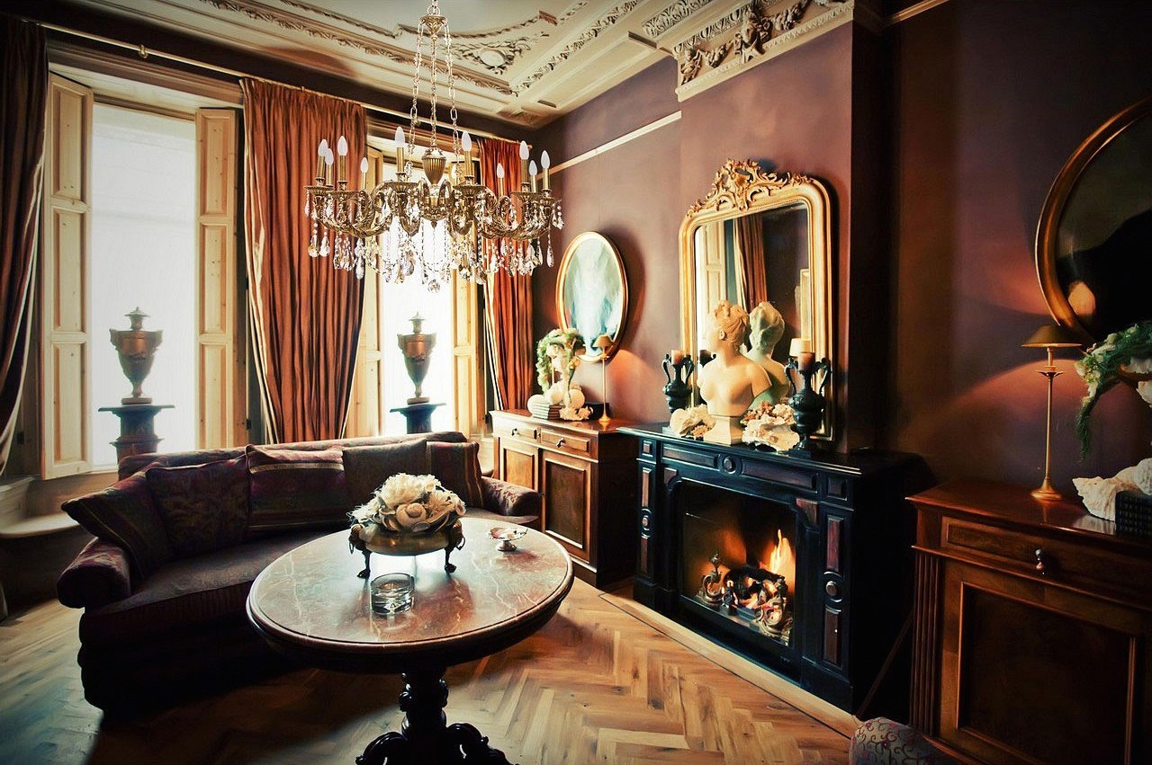 гостиная в стиле барокко фото интерьера