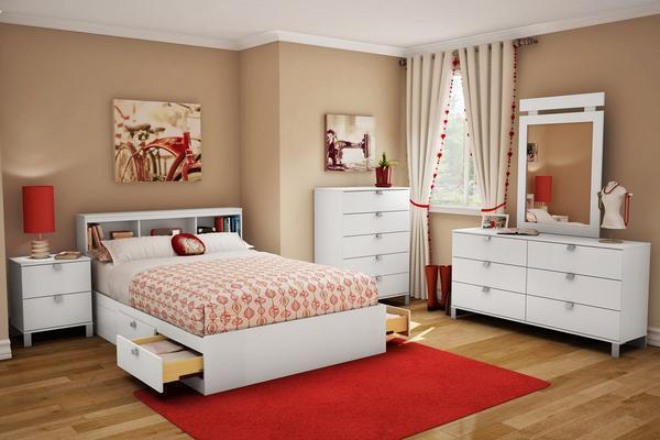 Перед разработкой дизайна спальни нужно поинтересоваться у ребенка, какой стиль интерьера ей нравится больше 