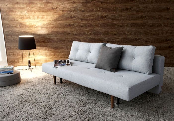 Простой и функциональный диван в скандинавском стиле