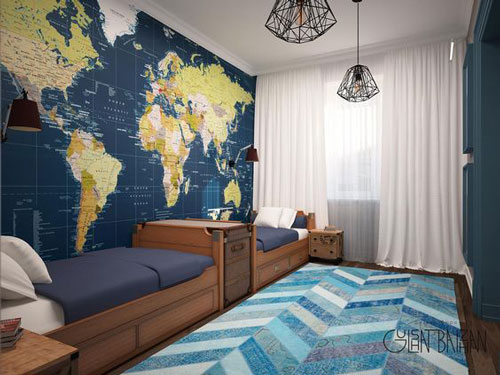 классическая детская комната для мальчика с картой на стене