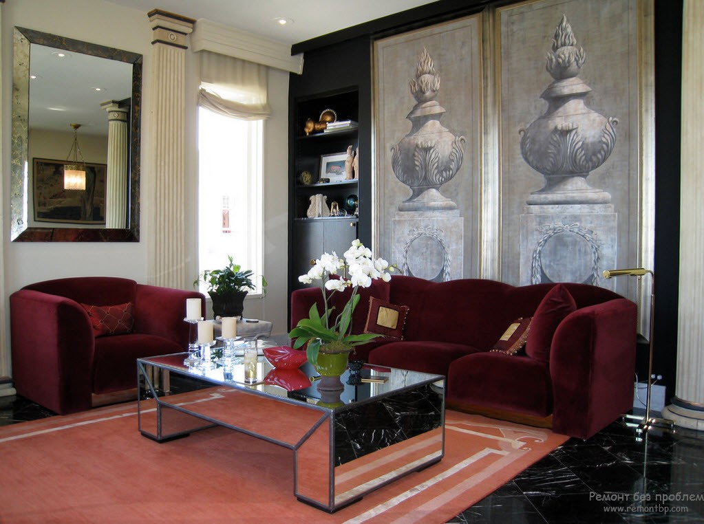 Мягкая мебель с обивкой из бархата характерна для стиля барокко